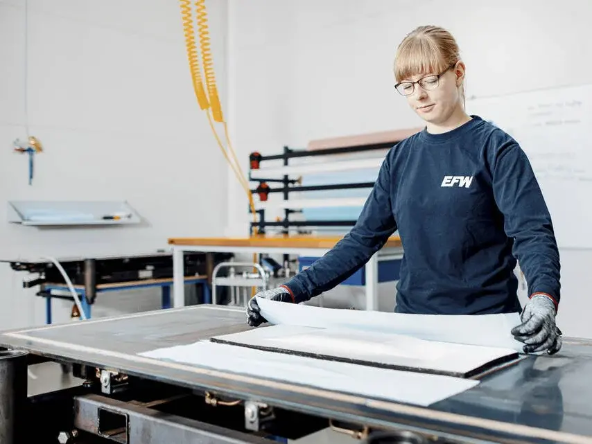 Technologien fr Design und Produktion | Elbe Flugzeugwerke GmbH