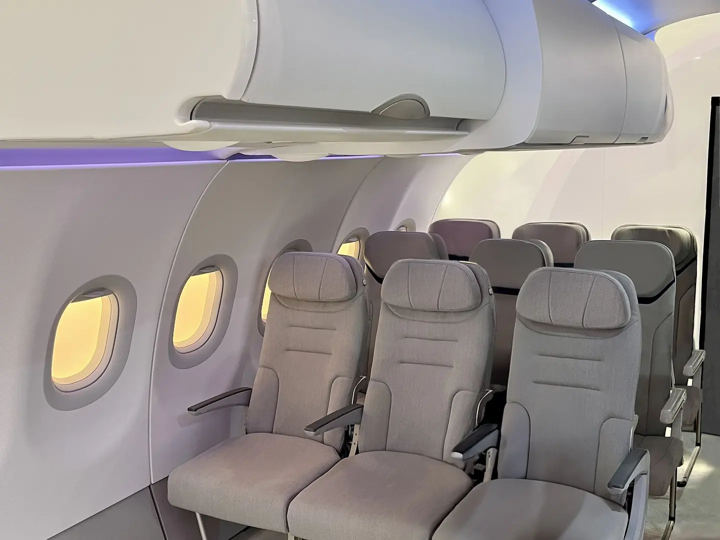 EFW prepares production of retrofit hand luggage compartments for A320 family for over 120 aircraft Elbe Flugzeugwerke GmbH